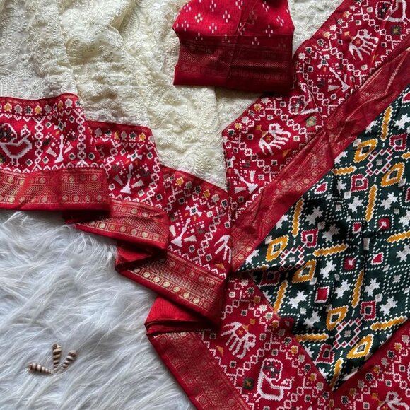 chikankari lucknow embroidered-saree - Picture 7 of 16